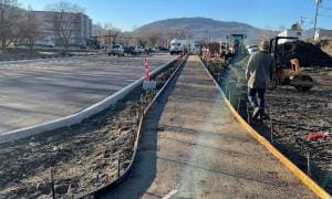 Sidewalk formwork